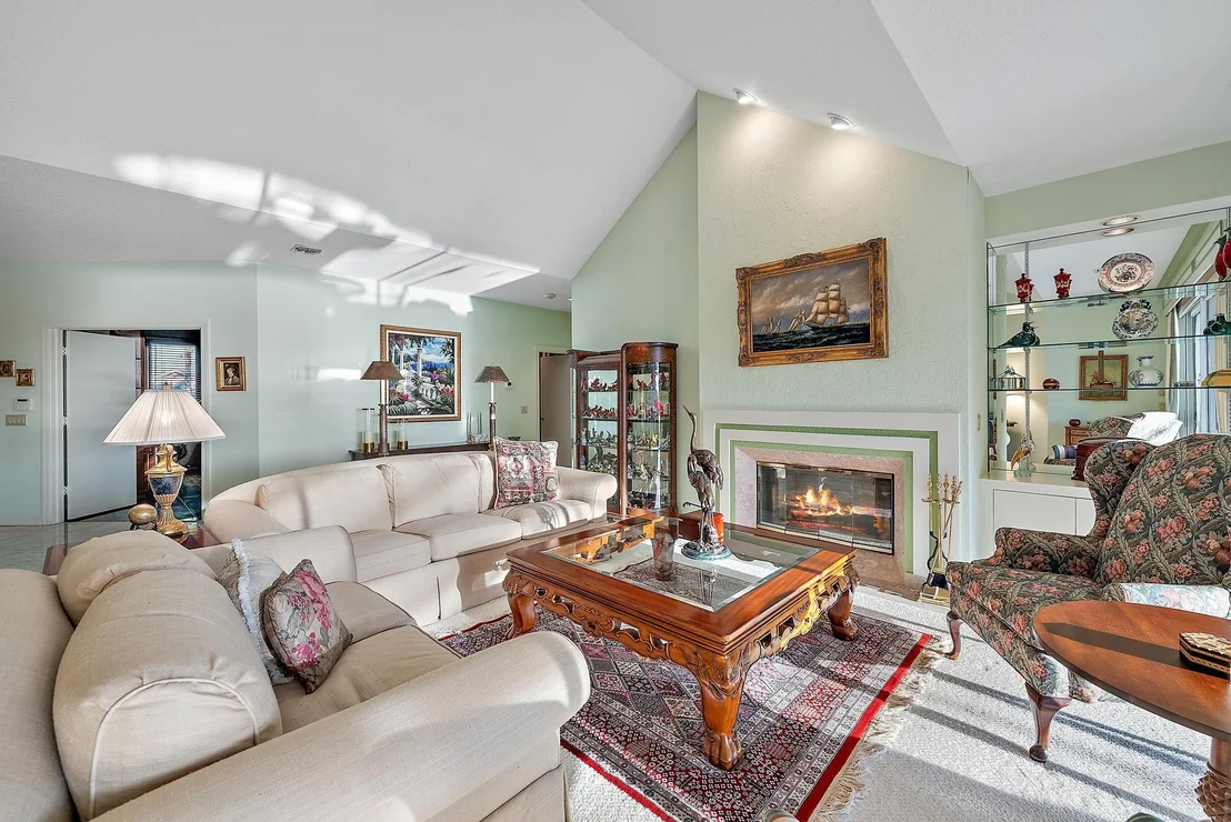 Photo of 3196 S Bay Circle