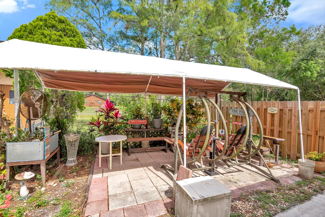 Photo of 13288 Compton Road