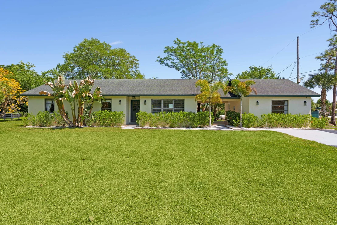 Photo of 1230 F Road