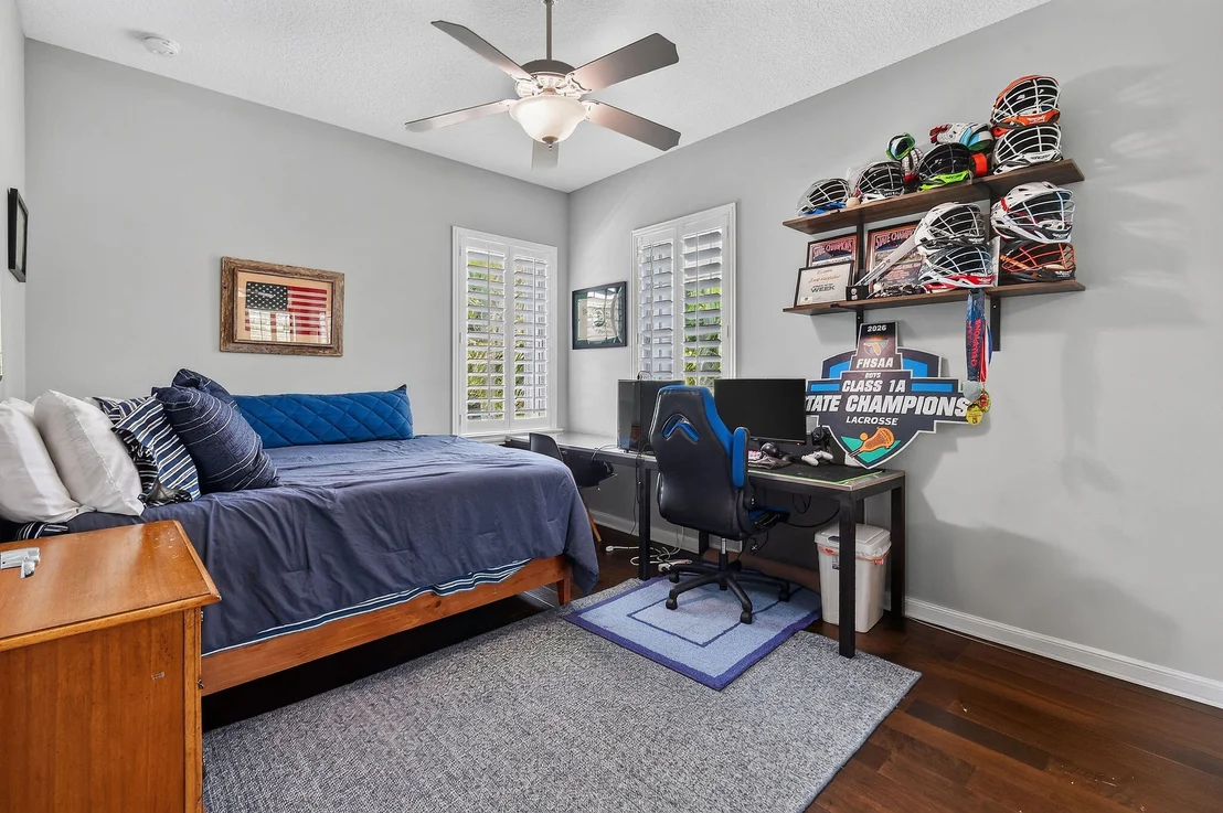 Photo of 350 Caravelle Drive