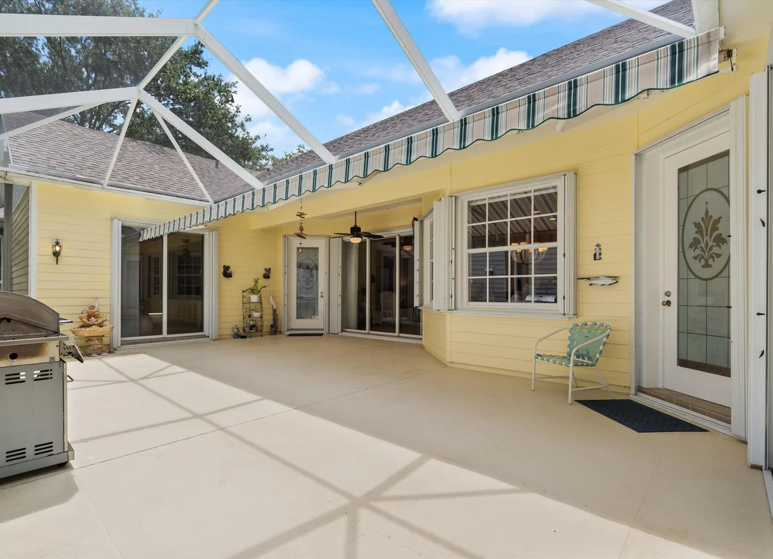 Photo of 122 Date Palm Drive