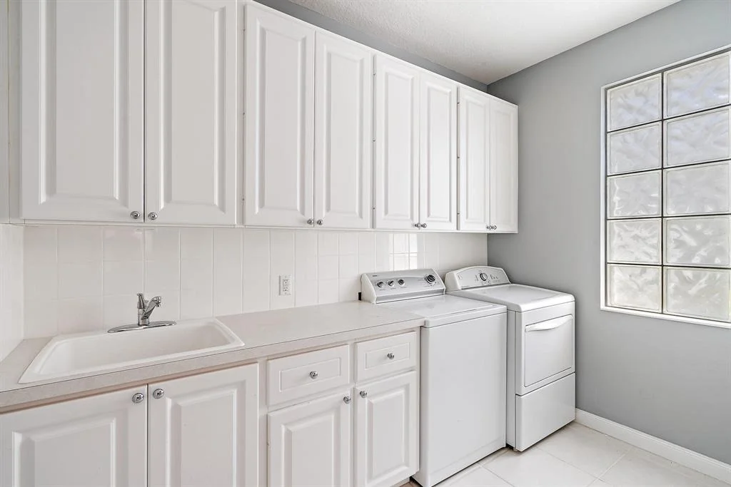 Photo of 213 Honeysuckle Drive