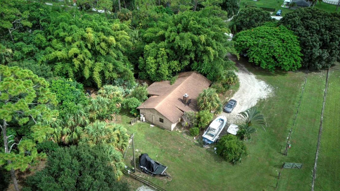 Photo of 2340 B Road