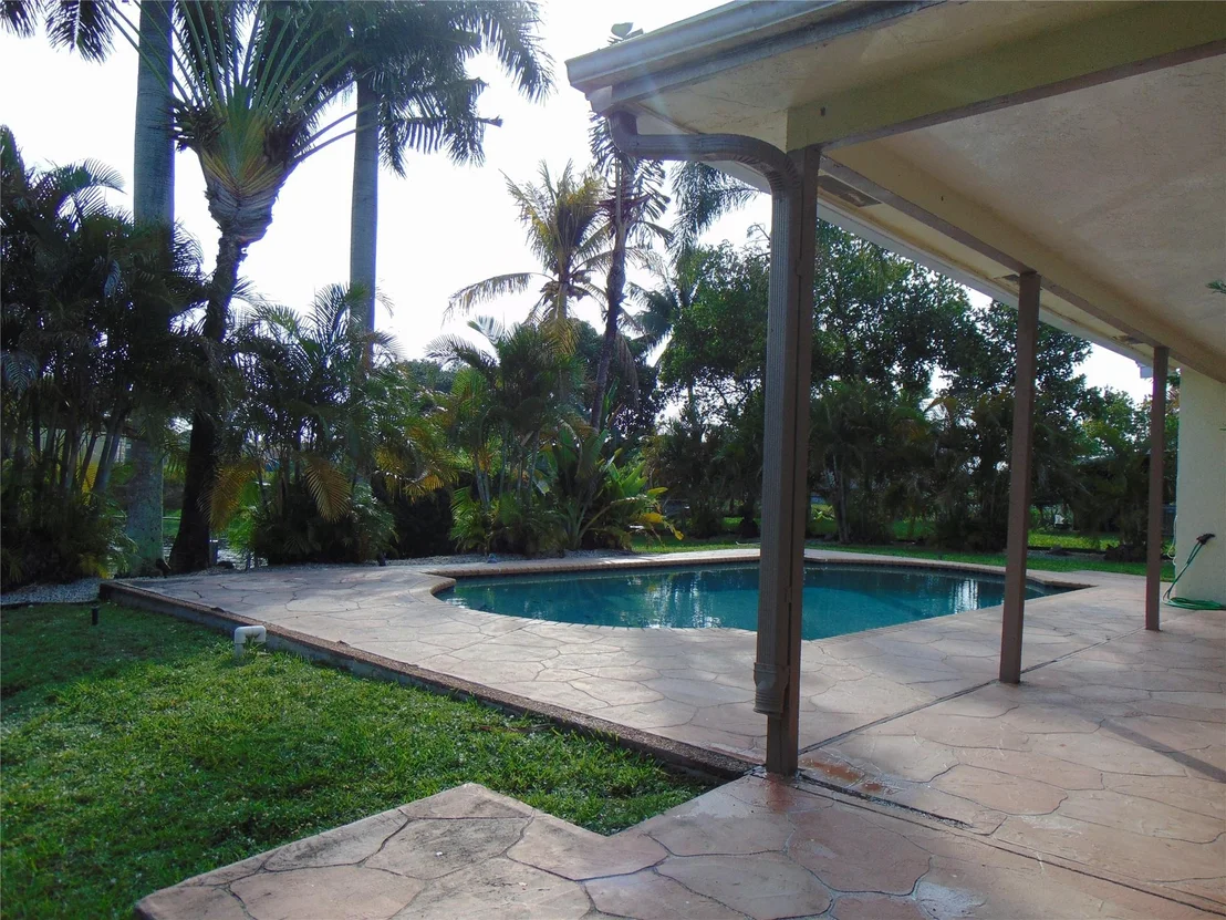 Photo of 595 E River Drive