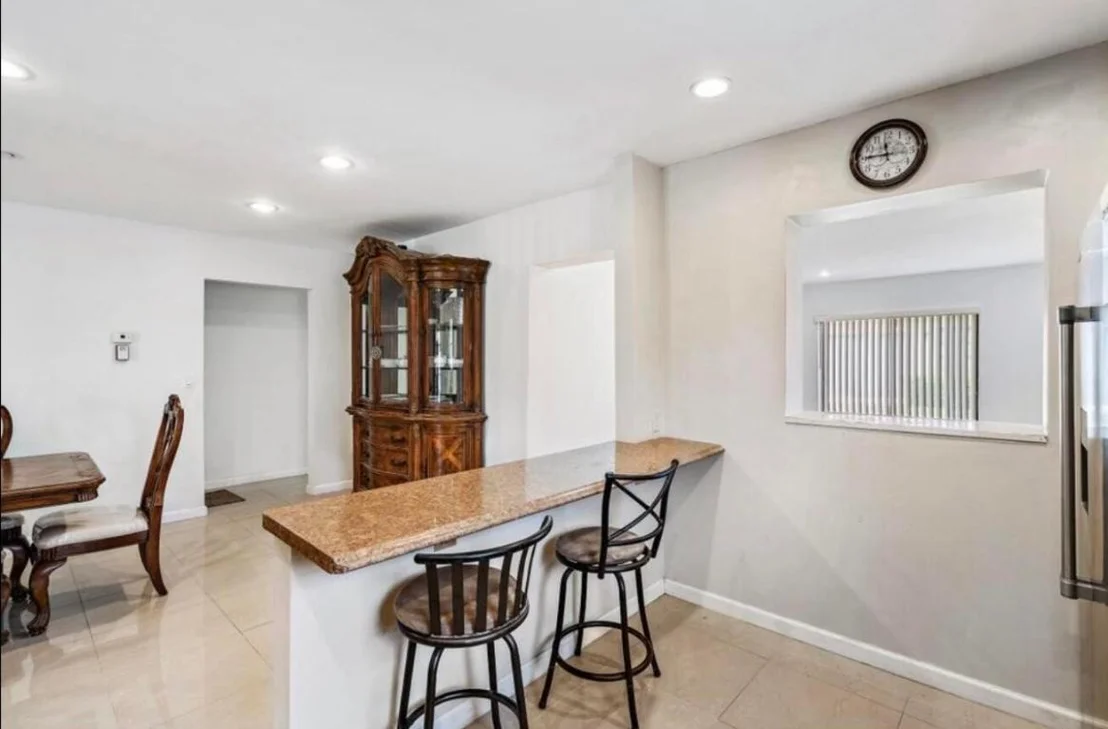 Photo of 6089 Glentree Lane