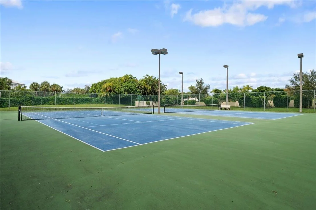 Photo of 21 Grand Bay Circle