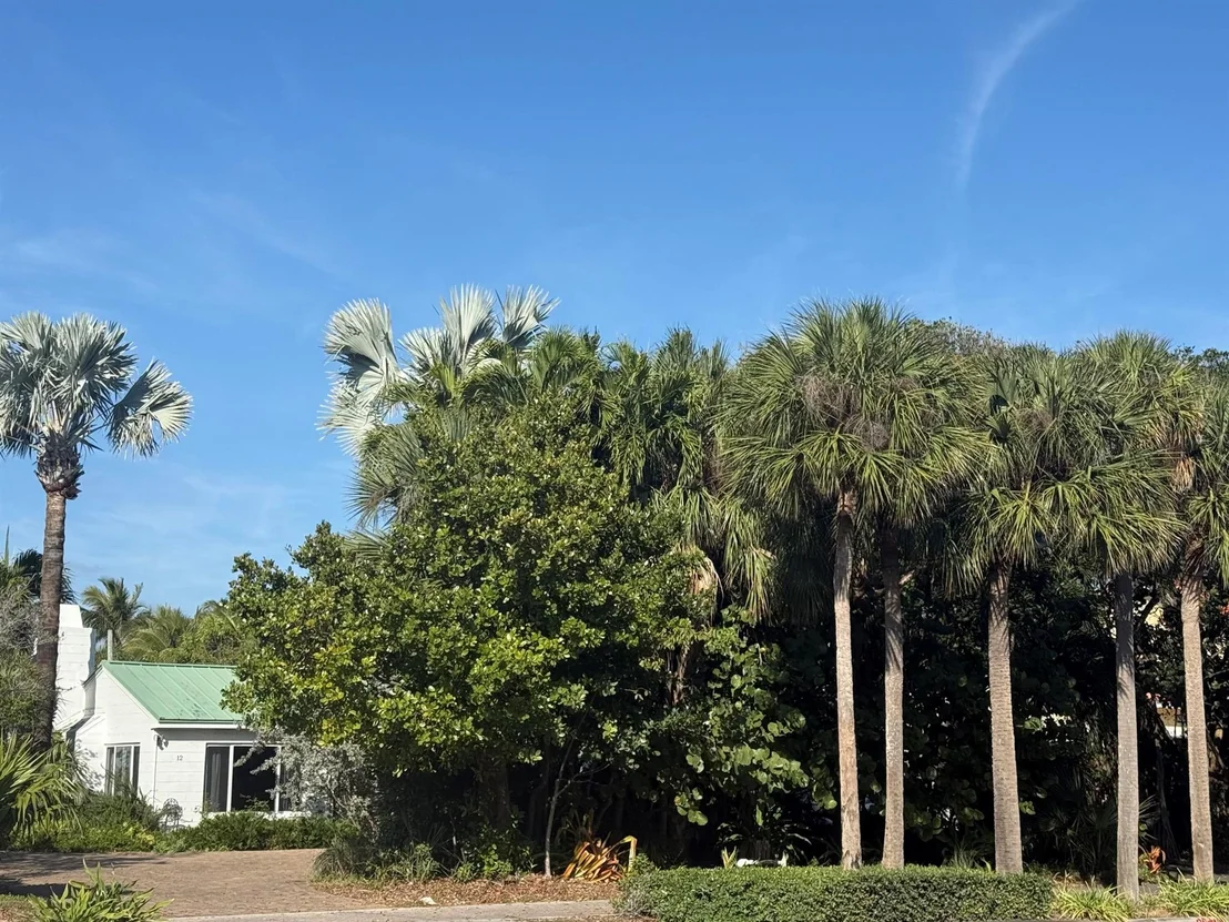Photo of 12 E Ocean Avenue
