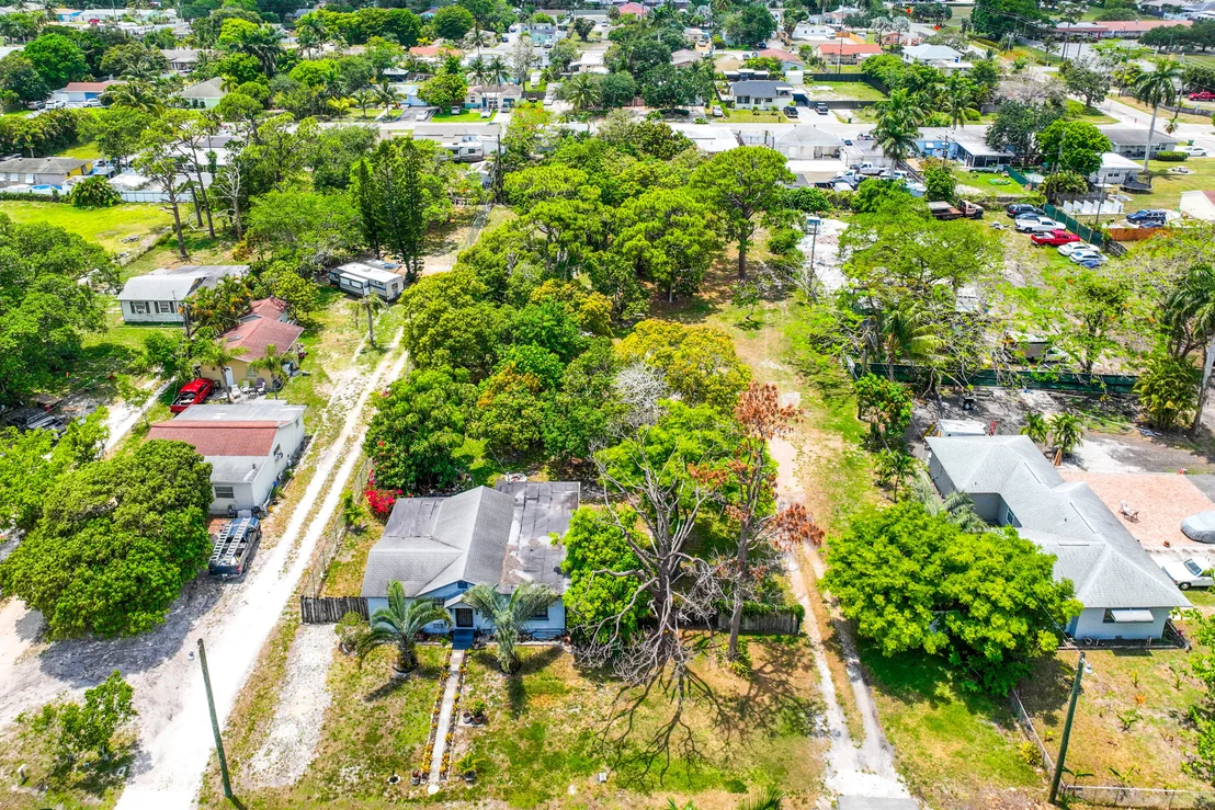 Photo of 3815 Gulfstream Road
