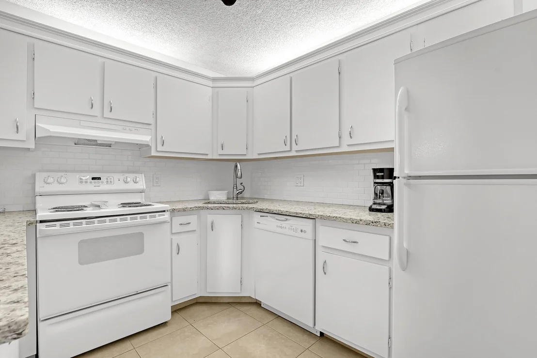 Photo of Unit D2 at 337 Pine Ridge Circle