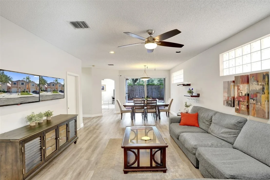 Photo of 4165 Tree Tops Road