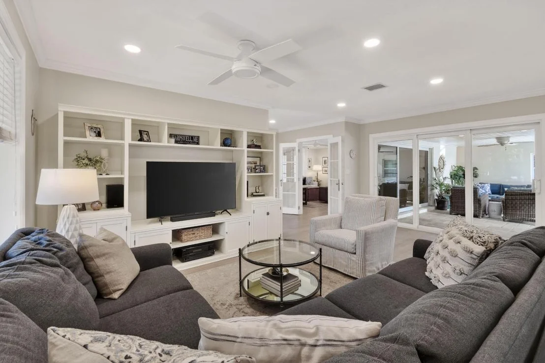 Photo of 198 Golfview Drive