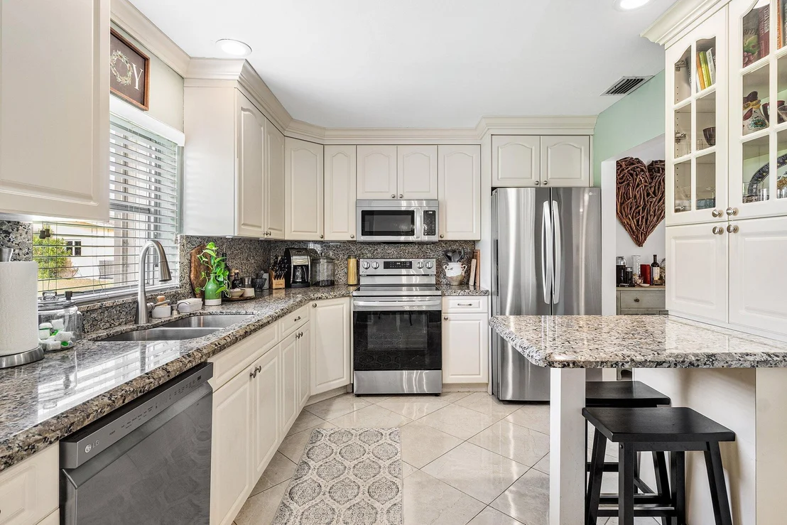 Photo of 6027 Stanley Lane