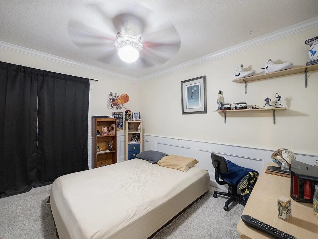 Photo of 2749 Pointe Circle