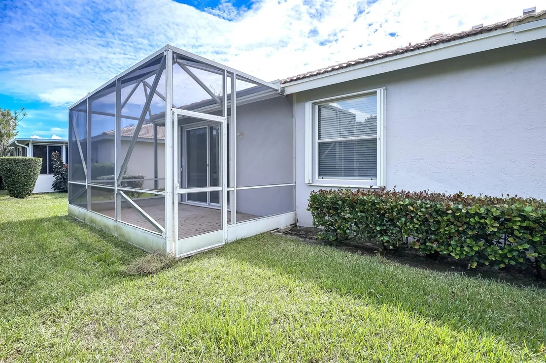 Photo of 9599 Crescent View Drive N