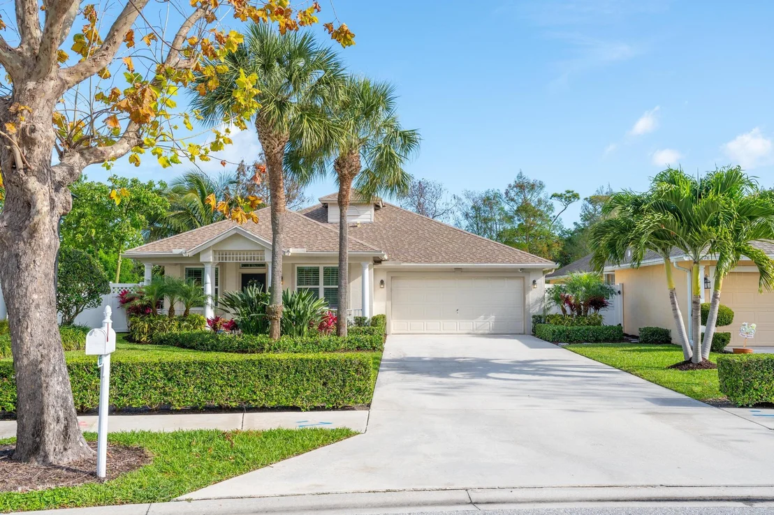 Photo of 272 Clocktower Drive