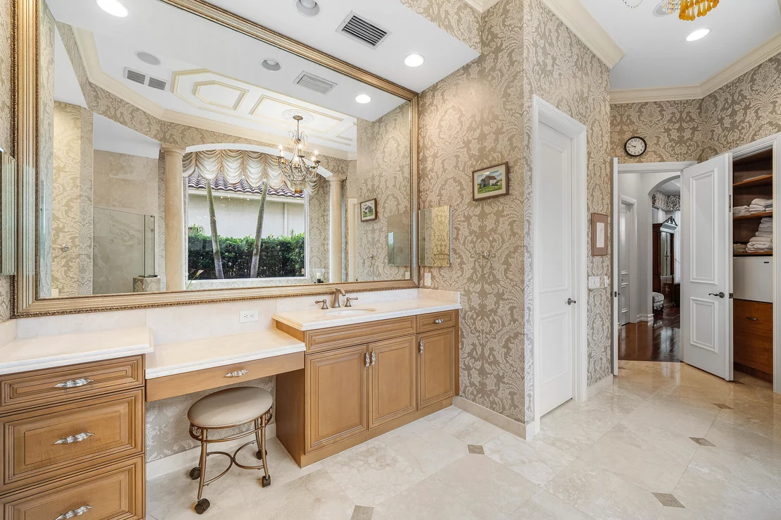 Photo of 9588 Bridgebrook Drive