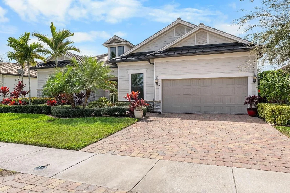 Photo of 440 Sonoma Isles Circle