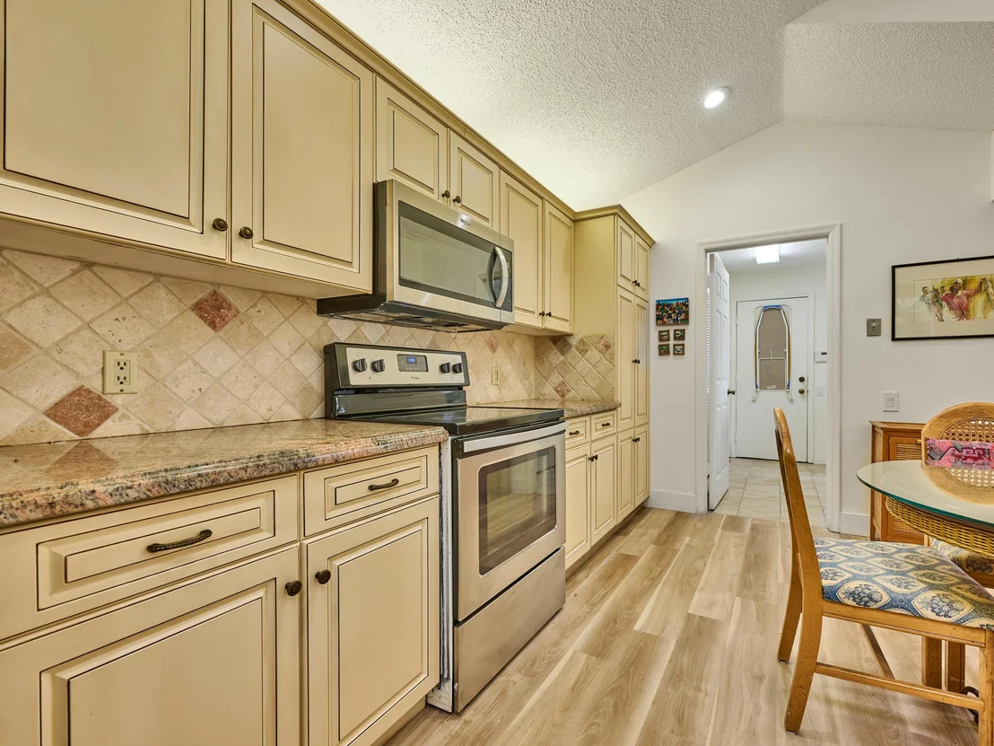 Photo of 6093 Bay Isles Drive