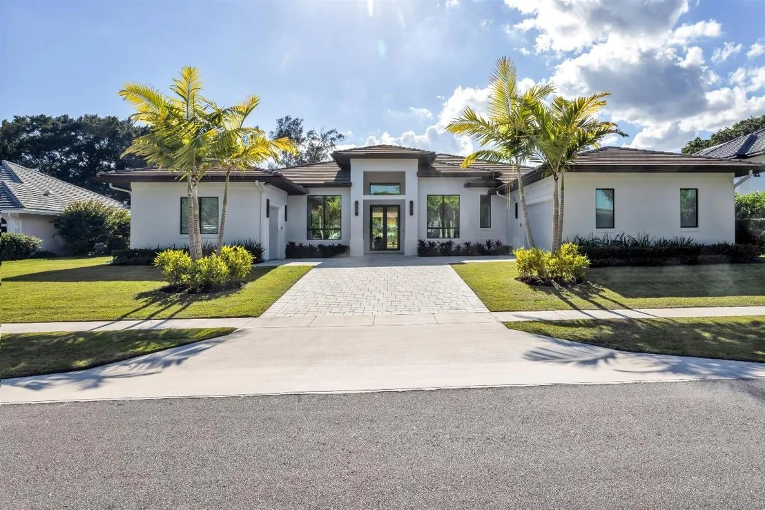 Photo of 2719 Embassy Drive