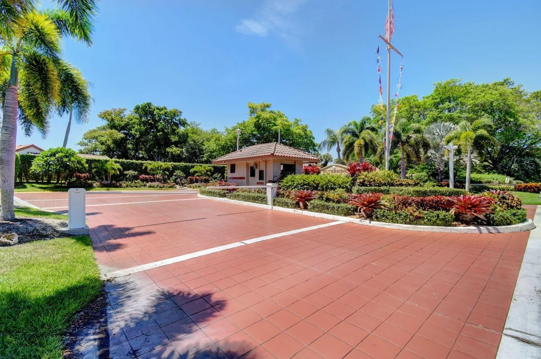 Photo of 23349 Water Circle