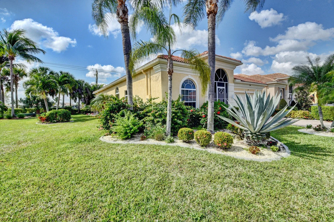 Photo of 7211 Demedici Circle