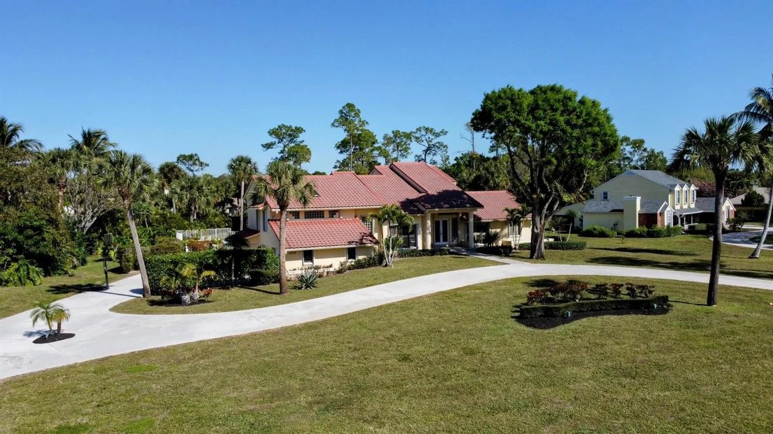 Photo of 13679 Greentree Trail