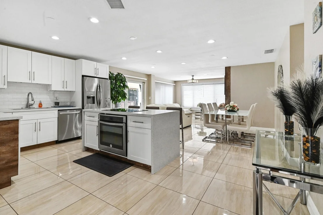 Photo of 124 Davis Road