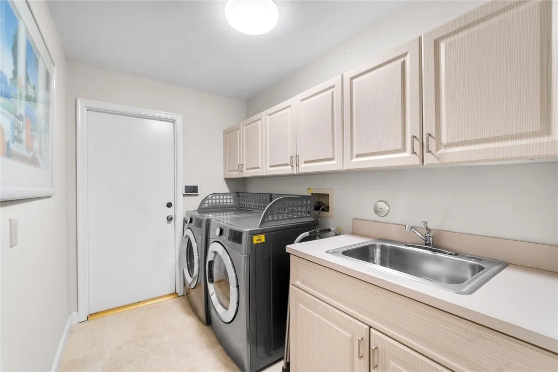 Photo of 7722 Laurel Lane