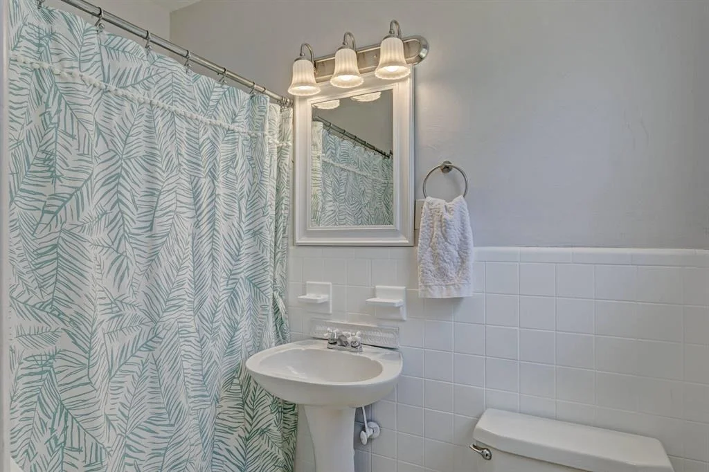 Photo of 631 Westwind Drive