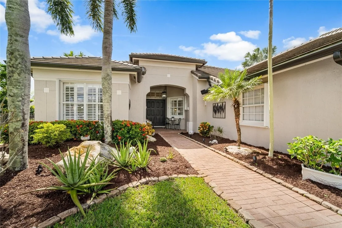 Photo of 6911 NW 112 Way