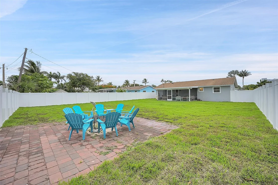 Photo of 710 SE 3rd Avenue