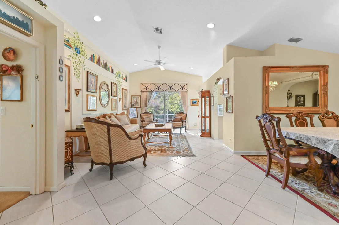 Photo of 1718 Sawgrass Circle