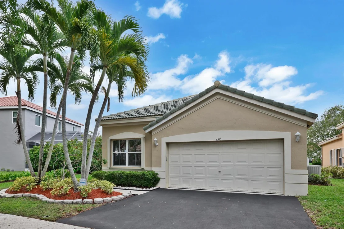 Photo of 4106 Sabal Ridge Circle