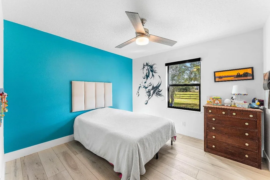 Photo of 6296 188th Trail N