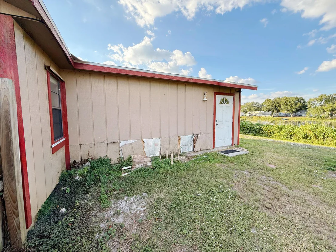 Photo of 2361 SE 27th Street