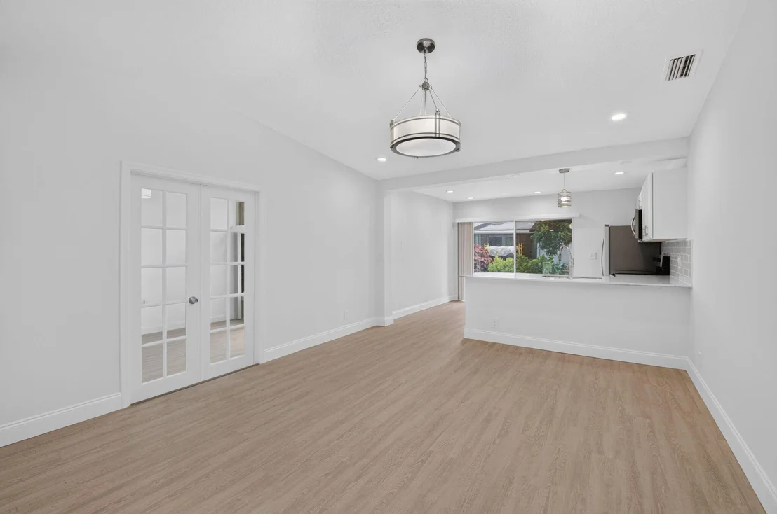 Photo of 5444 Laurel Oak Street