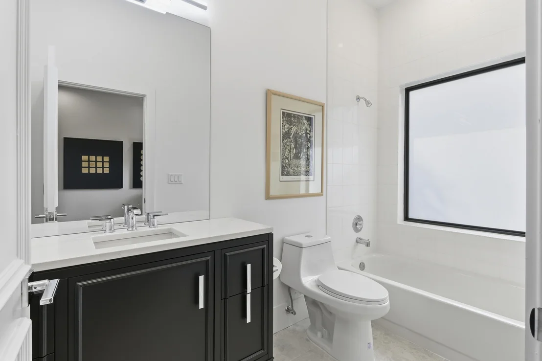 Photo of 2557 Seminole Circle