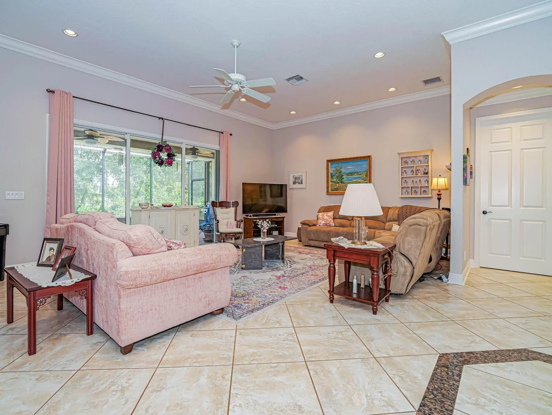 Photo of 5853 Pine Ridge Circle