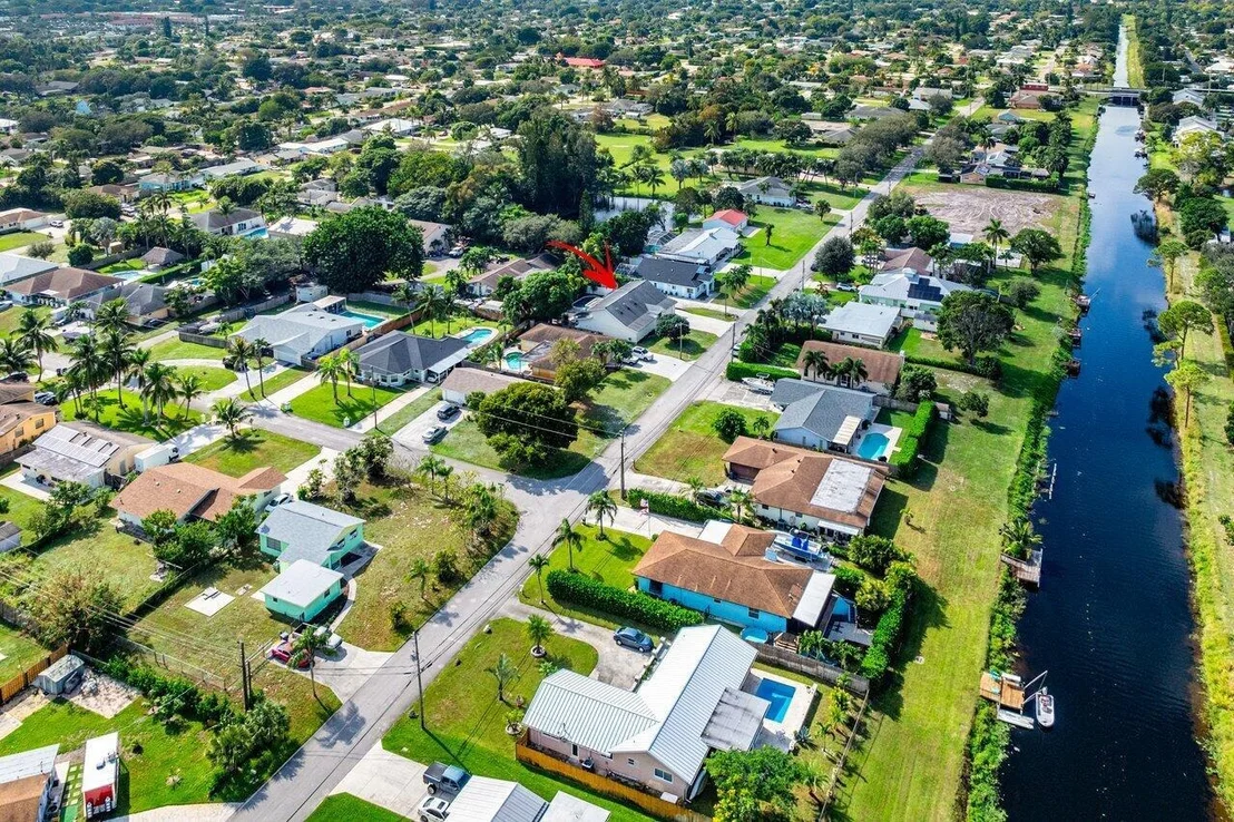 Photo of 2732 Northside Drive