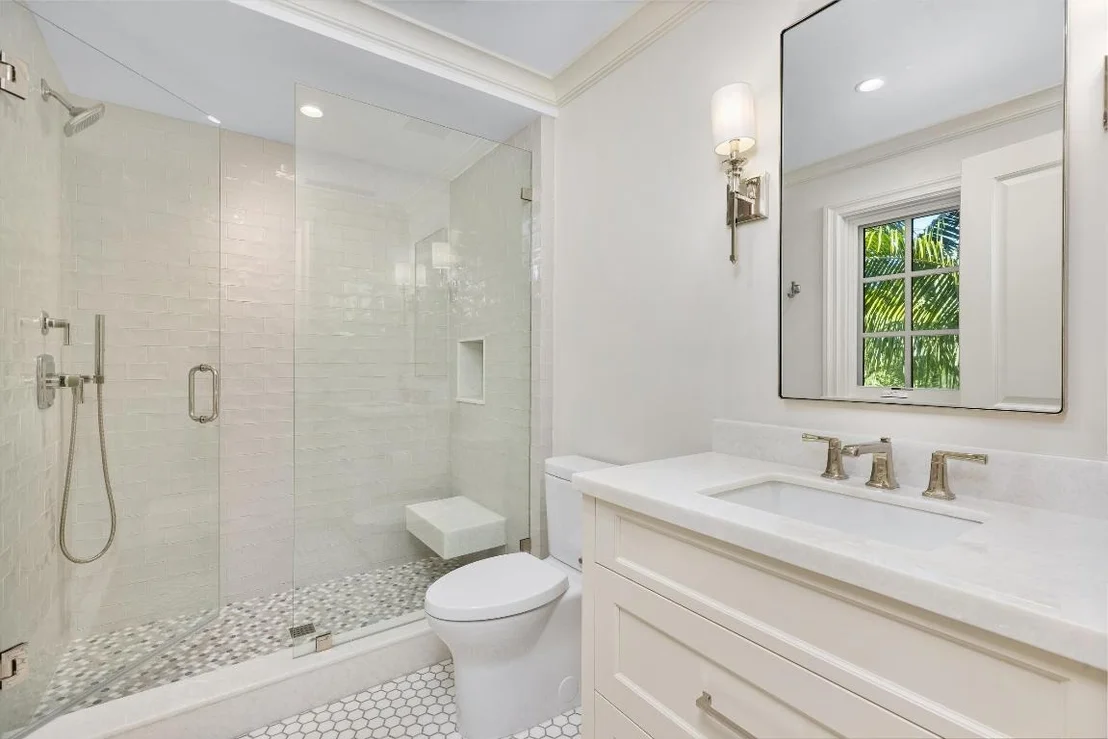 Photo of 433 Antigua Lane