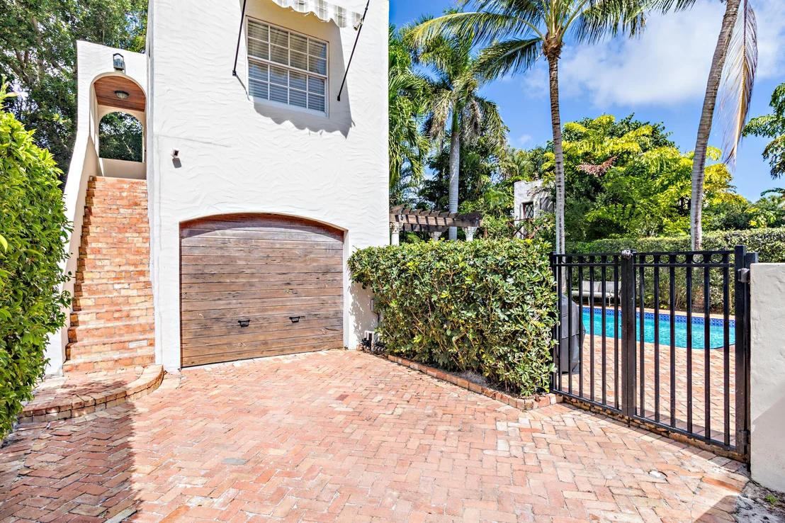 Photo of 231 Sunset Road