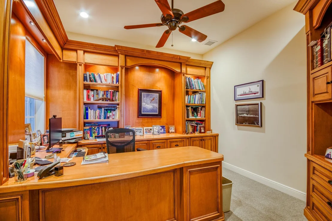 Photo of 10565 La Strada