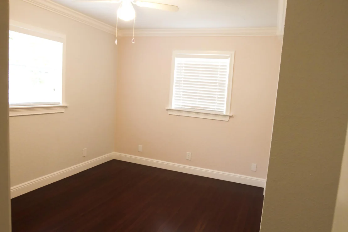 Photo of 7709 1st Terrace