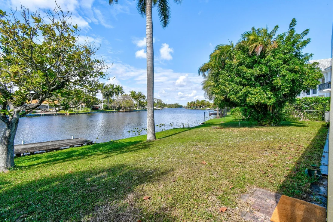 Photo of 7945 Pine Tree Lane
