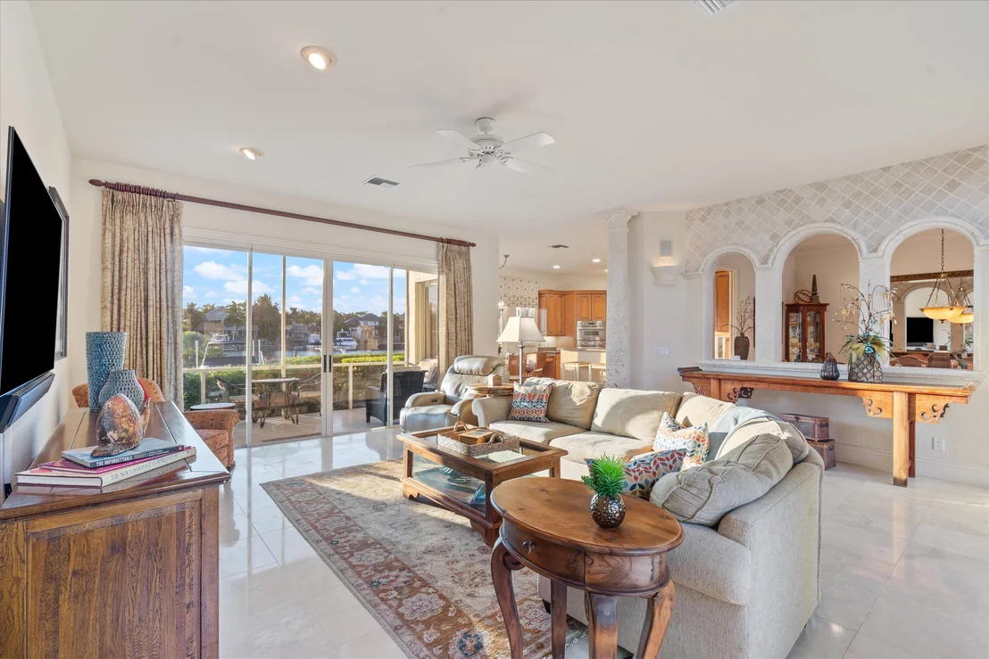 Photo of 602 Oak Harbour Drive