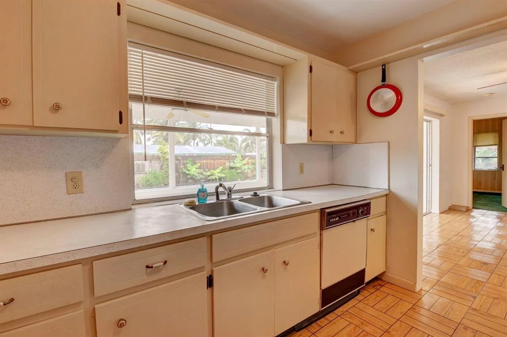Photo of 1036 Coral Drive
