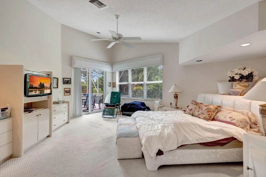 Photo of 6429 Three Lakes Lane
