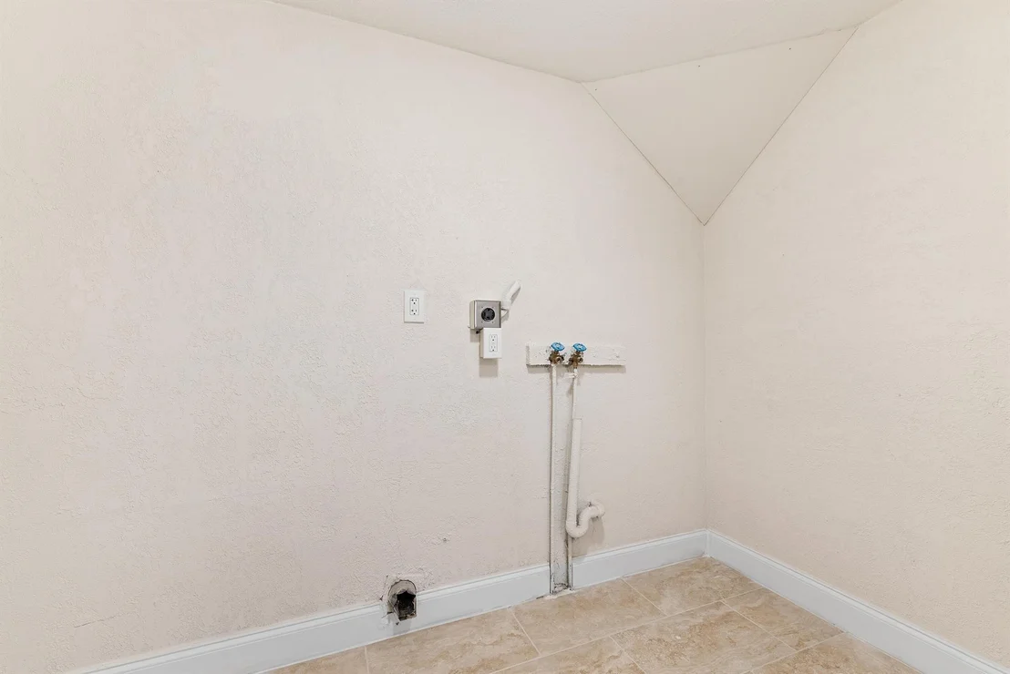 Photo of 123 Silver Beach Road