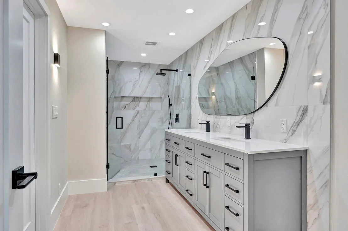 Photo of 5011 Pineview Circle