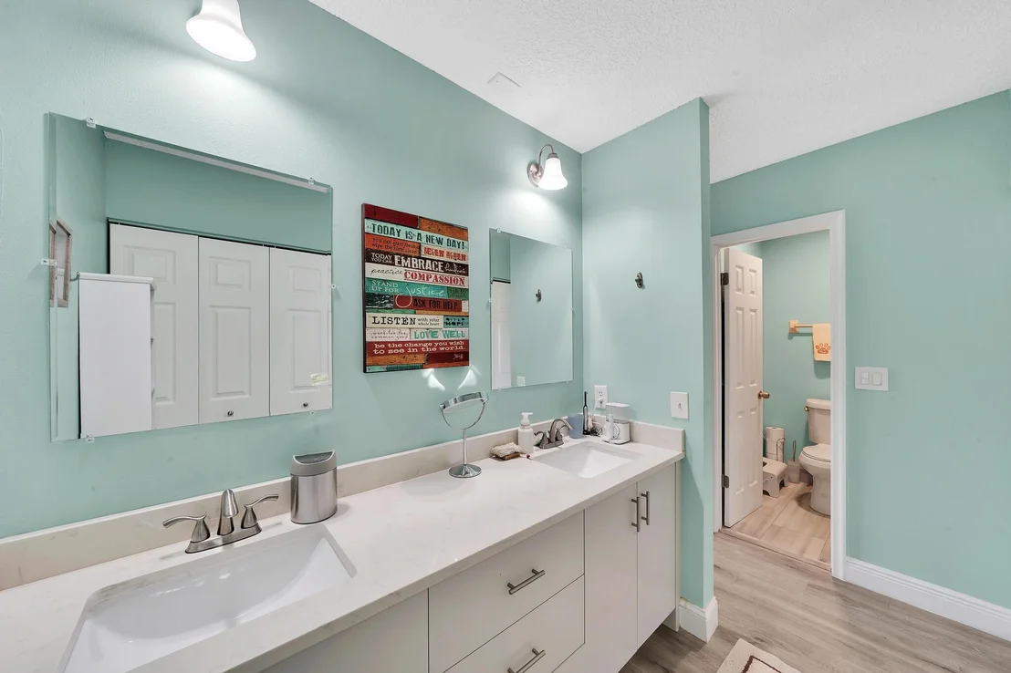 Photo of 5281 Minto Road